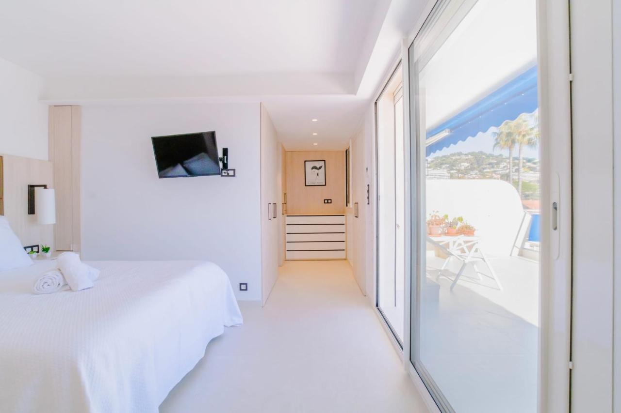 2-br Sea View Terrace & Parking Appartement *